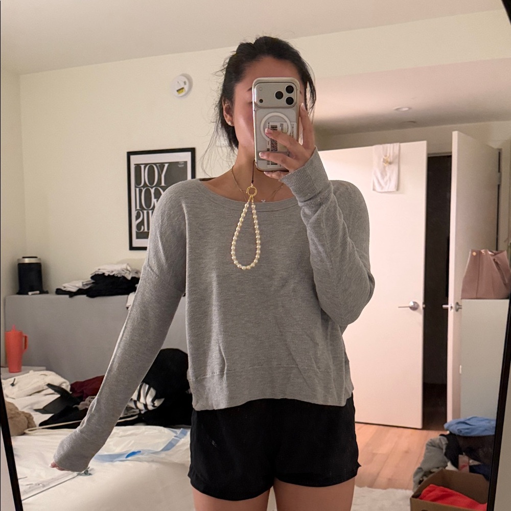 Aritzia Cashmere Gray Women's Top
